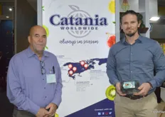 Kurt Cappelluti and Brian Lapin with Catania Worldwide. The company’s fig program has grown significantly.